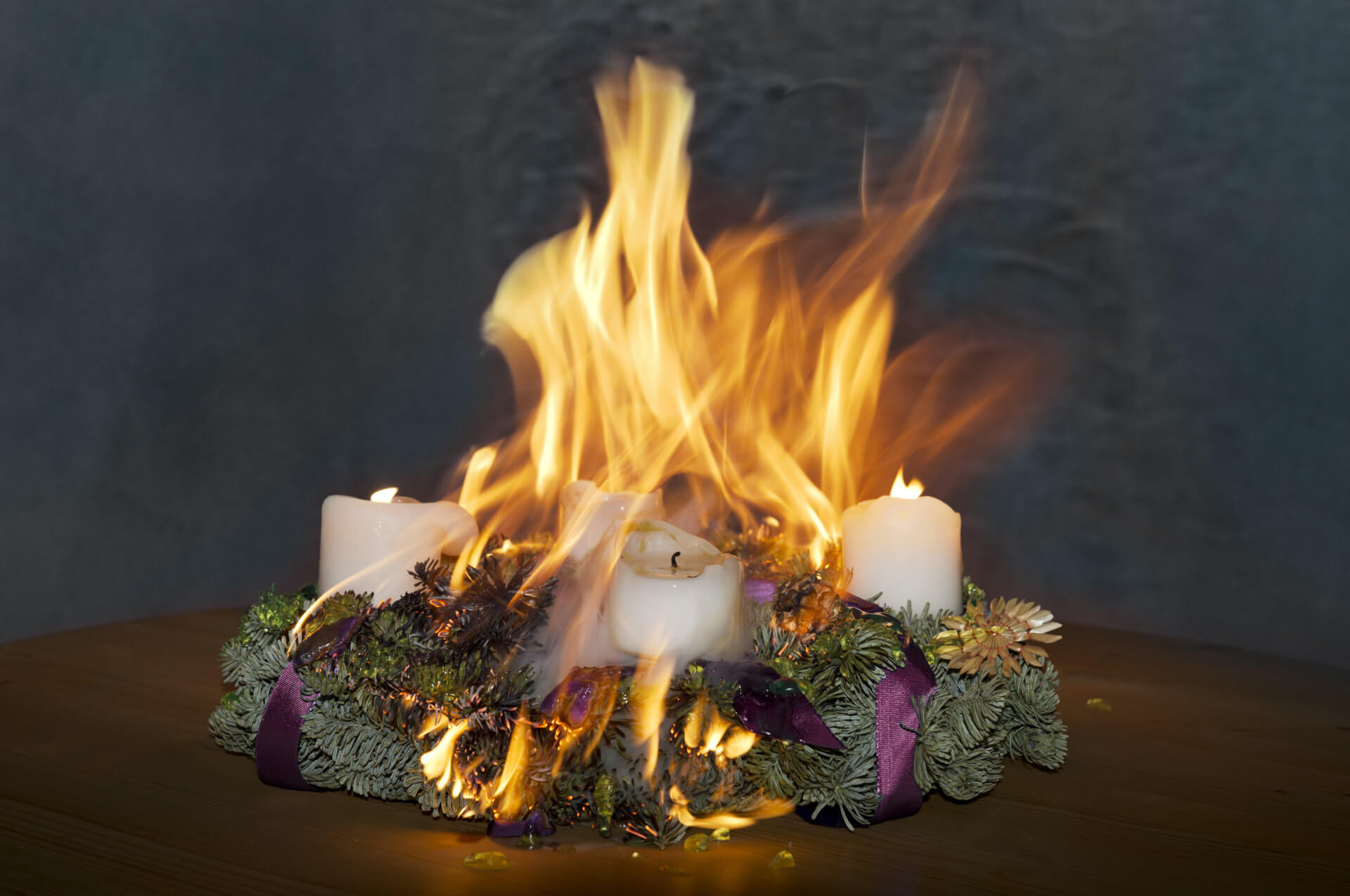 Brandschutz Feuerwehrbedarf für Adventszeit / Weihnachtszeit